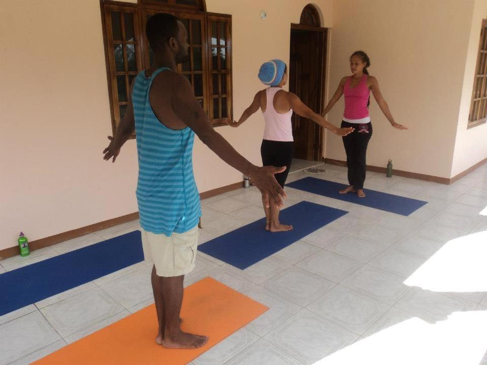 Dolphin Bay Yoga Guest House Drapers Extérieur photo