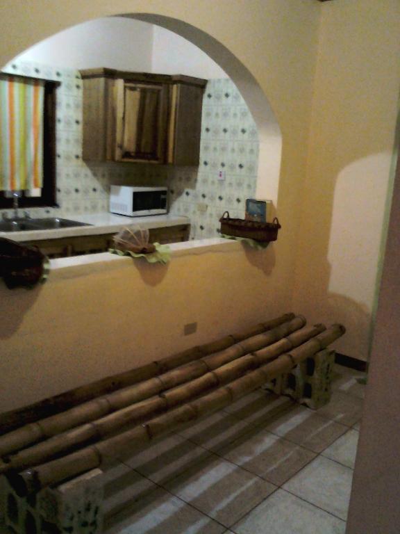Dolphin Bay Yoga Guest House Drapers Chambre photo