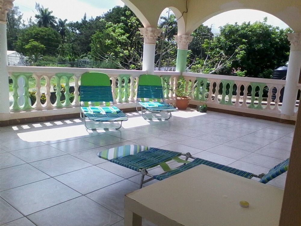 Dolphin Bay Yoga Guest House Drapers Extérieur photo
